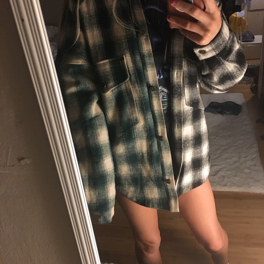 Jagger and stone plaid shacket - Picture 2 of 4